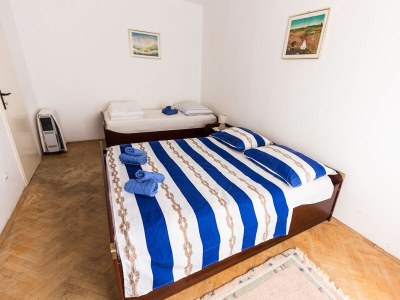 Apartment Two bedroom apartment near beach Cove Zarace (Gdinj), Hvar A-9675-a - Outdoor photo 21