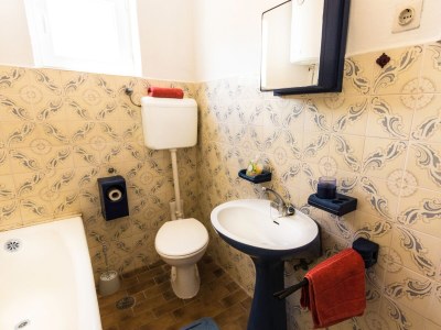 Apartment Two bedroom apartment near beach Cove Zarace (Gdinj), Hvar A-9675-a - Outdoor photo 24