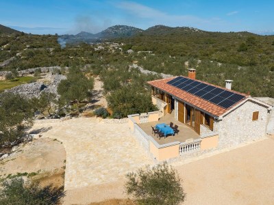 Holiday house One bedroom house with terrace and sea view Cove Triluke, Pašman K-20973 - Outdoor photo 9