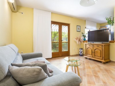 Apartment One bedroom apartment with terrace Kaštel Stari, Kaštela A-20999-a - Outdoor photo 13