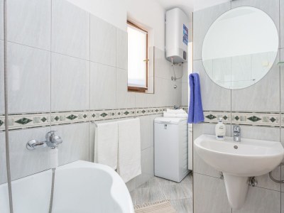 Apartment One bedroom apartment with terrace Kaštel Stari, Kaštela A-20999-a - Outdoor photo 26