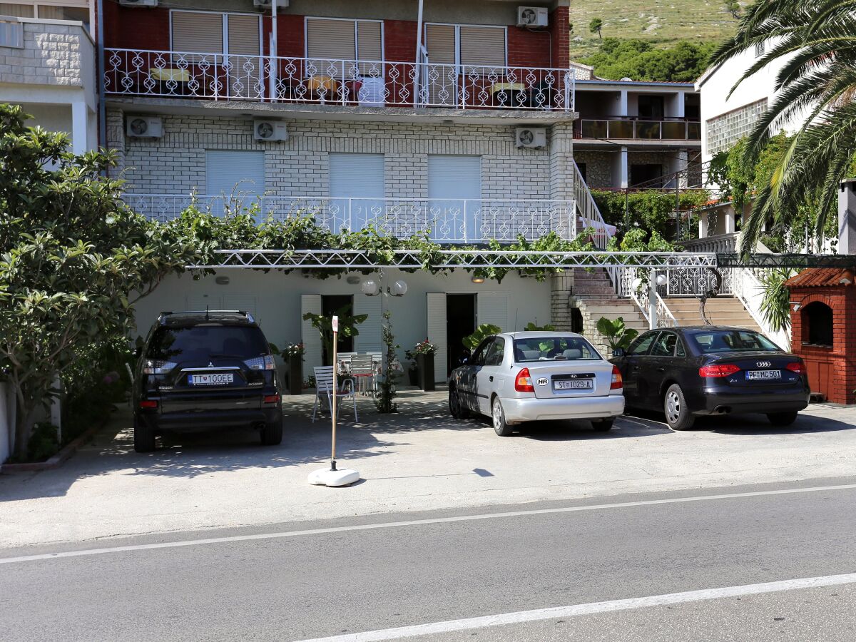 Apartment One bedroom apartment near beach Duće, Omiš A-10304-b - Outdoor photo 4