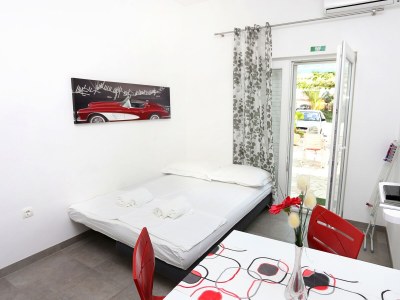 Apartment One bedroom apartment near beach Duće, Omiš A-10304-b - Outdoor photo 5