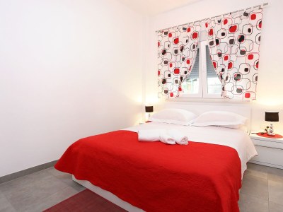 Apartment One bedroom apartment near beach Duće, Omiš A-10304-b - Outdoor photo 9