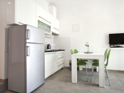 Apartment One bedroom apartment near beach Duće, Omiš A-10304-c - Outdoor photo 8