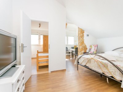 Apartment Three bedroom apartment with terrace and sea view Kaštel Kambelovac, Kaštela A-21027-a - Outdoor photo 9