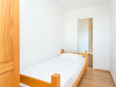 Apartment Three bedroom apartment with terrace and sea view Kaštel Kambelovac, Kaštela A-21027-a - Outdoor photo 11