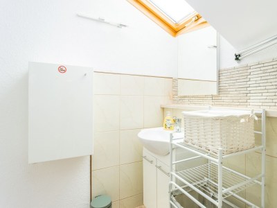 Apartment Three bedroom apartment with terrace and sea view Kaštel Kambelovac, Kaštela A-21027-a - Outdoor photo 15