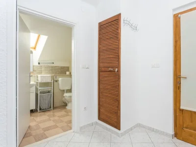 Apartment Three bedroom apartment with terrace and sea view Kaštel Kambelovac, Kaštela A-21027-a - Outdoor photo 18