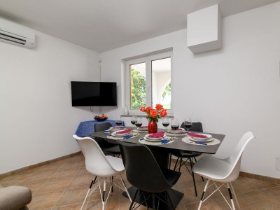 Holiday house Four-bedroom house with terrace Medulin K-21049 - Outdoor photo 16