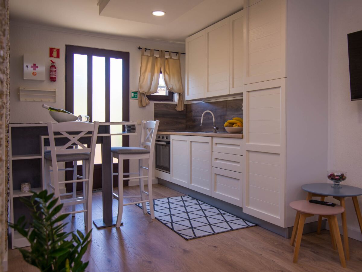 Apartment One bedroom apartment with terrace Veli Lošinj, Lošinj A-21192-a