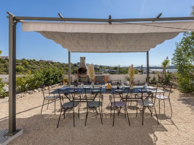 Holiday house Comfortable and spacious house with terrace and sea view Zečevo Rtić, Rogoznica K-21157 - Outdoor photo 9