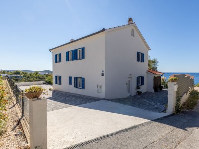 Holiday house Comfortable and spacious house with terrace and sea view Zečevo Rtić, Rogoznica K-21157 - Outdoor photo 22