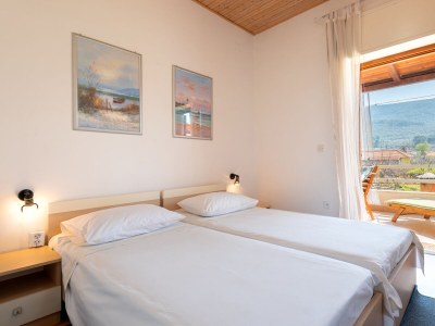 Apartment Two bedroom apartment with terrace Jelsa, Hvar A-11319-a in Jelsa - Apartment