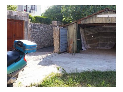 Apartment Two bedroom apartment with terrace Jelsa, Hvar A-11319-a - Outdoor photo 14