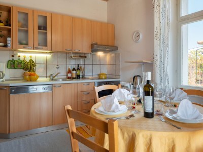 Apartment Two bedroom apartment with terrace Jelsa, Hvar A-11319-a - Outdoor photo 16