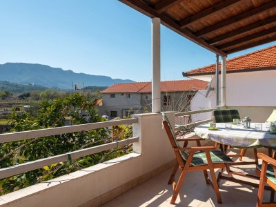 Apartment Two bedroom apartment with terrace Jelsa, Hvar A-11319-a - Outdoor photo 22