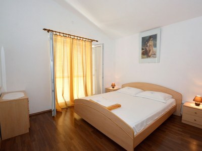 Apartment Three bedroom apartment with terrace and sea view Suhi Potok, Omiš A-11401-a - Outdoor photo 9