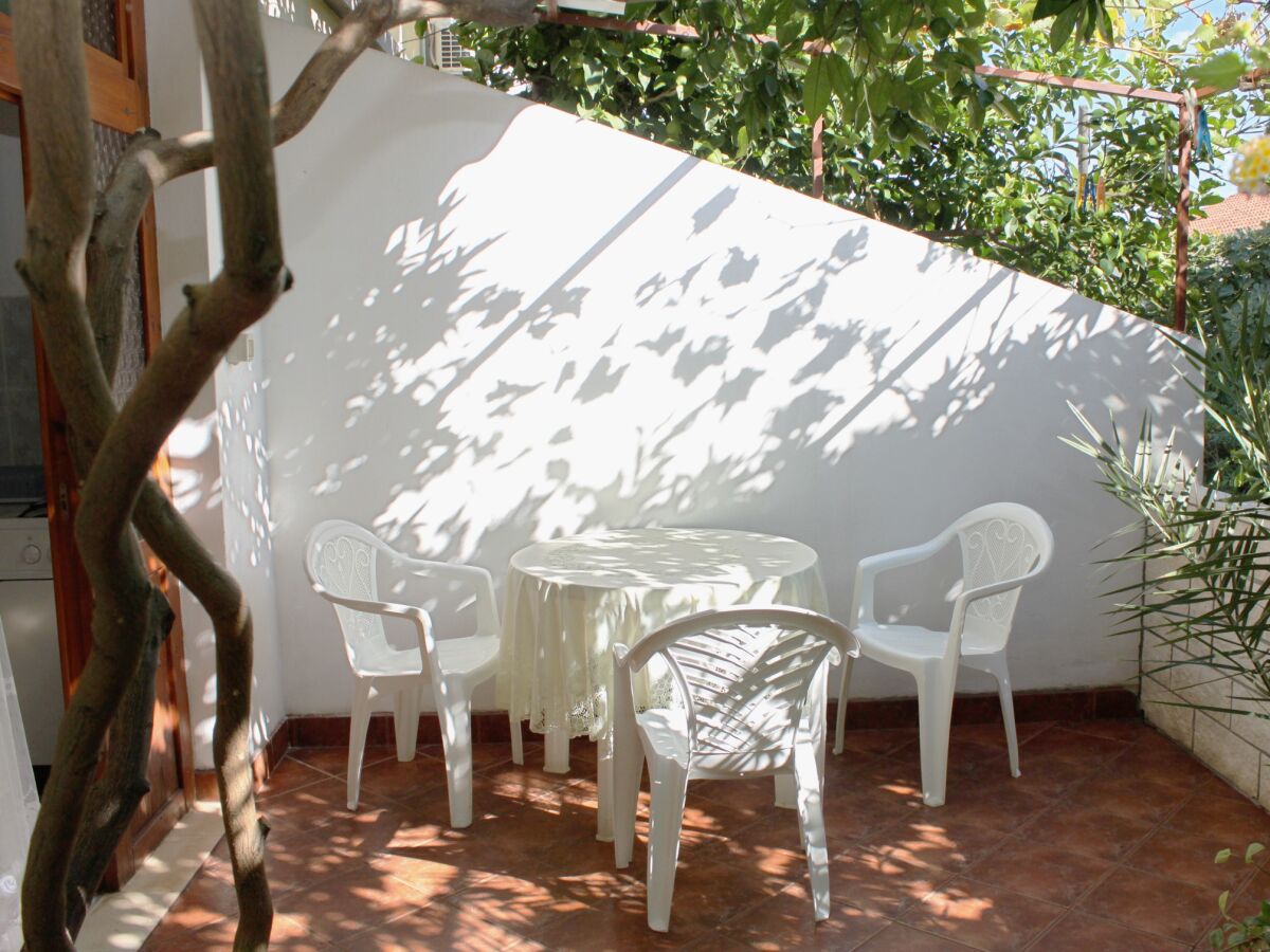 Apartment One bedroom apartment with terrace Stari Grad, Hvar A-5724-a