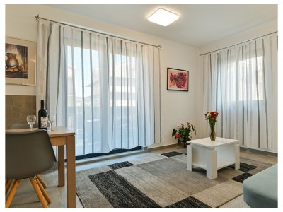 Apartment One bedroom apartment with terrace Trogir A-21215-a - Outdoor photo 7