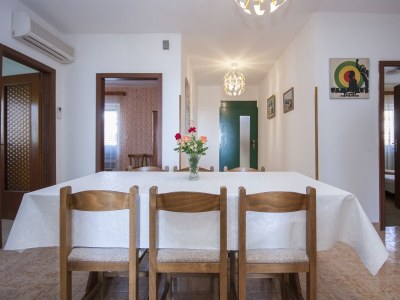 Apartment Comfortable and spacious apartment with terrace and sea view Brodarica, Šibenik A-5736-a - Outdoor photo 15