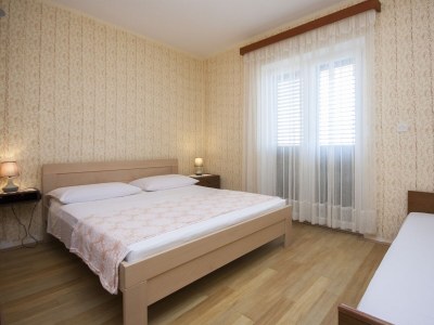 Apartment Comfortable and spacious apartment with terrace and sea view Brodarica, Šibenik A-5736-a - Outdoor photo 19