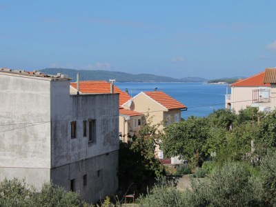 Apartment Comfortable and spacious apartment with terrace and sea view Brodarica, Šibenik A-5736-a - Outdoor photo 38