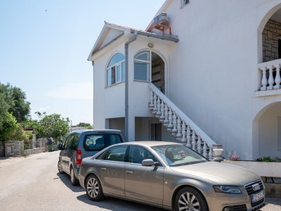 Apartment Two bedroom apartment with terrace Povljana, Pag A-21318-a - Outdoor photo 4