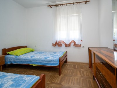 Apartment Two bedroom apartment with terrace Povljana, Pag A-21318-a - Outdoor photo 16