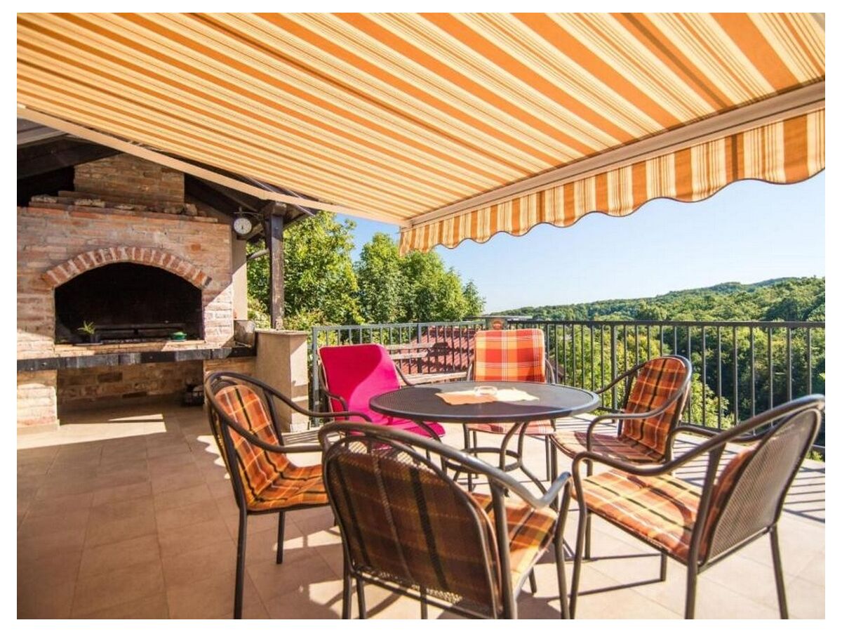 Holiday house Four-bedroom house with terrace Samobor, Prigorje K-21340