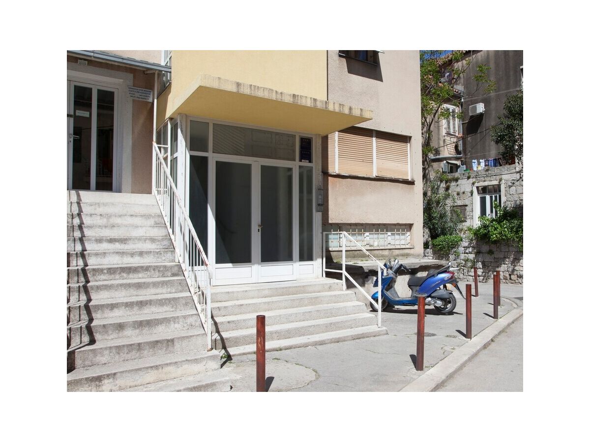 Apartment One bedroom apartment with balcony Split A-21345-a - Outdoor photo 2