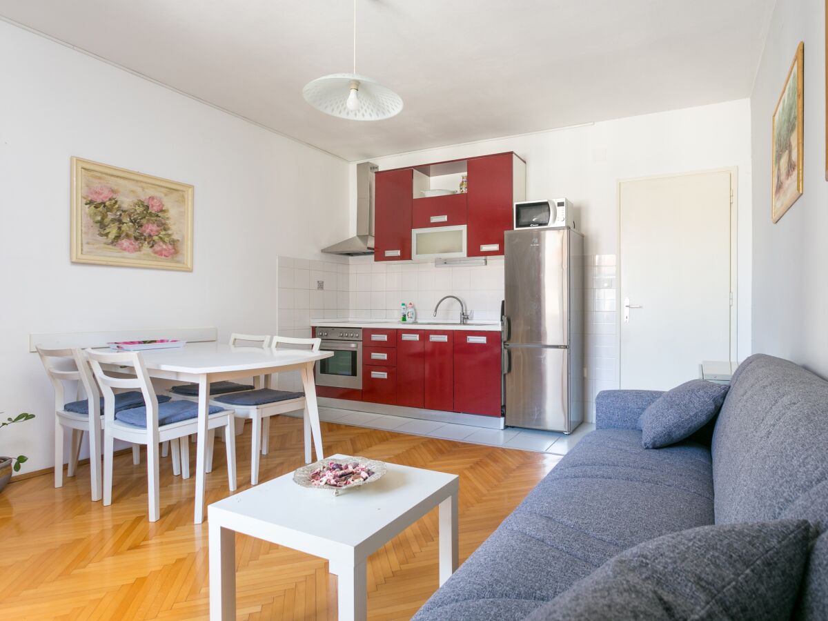 Apartment One bedroom apartment with balcony Split A-21345-a - Outdoor photo 4