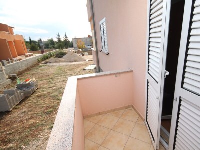 Apartment Two bedroom apartment with terrace Vrsi - Mulo, Zadar A-5860-d - Outdoor photo 14