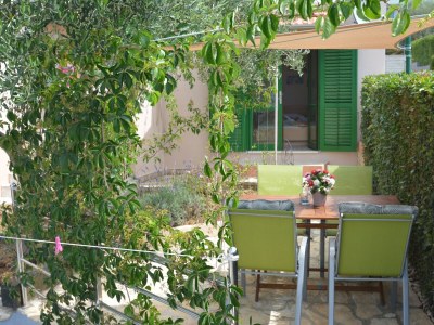 Apartment One bedroom apartment with terrace and sea view Kožino, Zadar A-5893-b in Petrčane - Apartment