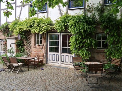 Holiday apartment "WaldrebenNest" im Fachwerkhof - Outdoor photo 8