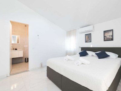 Holiday house Comfortable and spacious house with terrace Zadar K-21414 - Outdoor photo 35