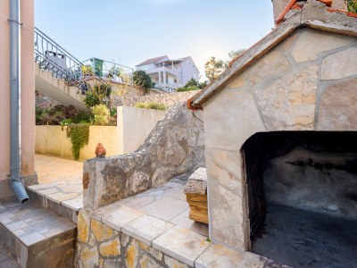 Apartment Two bedroom apartment near beach Basina, Hvar A-11817-a - Outdoor photo 9