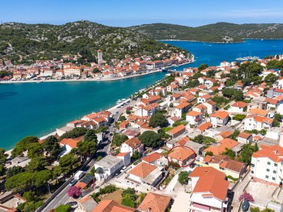 Apartment Three bedroom apartment with balcony Tisno, Murter A-21405-a in Tisno - Apartment