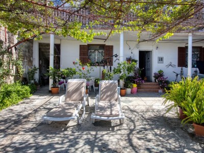 Apartment Three bedroom apartment with balcony Tisno, Murter A-21405-a - Outdoor photo 8