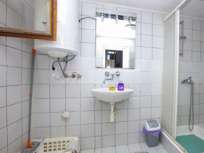 Apartment Three bedroom apartment with balcony Tisno, Murter A-21405-a - Outdoor photo 30