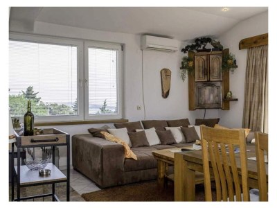 Apartment One bedroom apartment with terrace and sea view Banjol, Rab A-22226-a - Outdoor photo 10