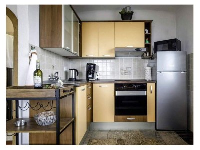 Apartment One bedroom apartment with terrace and sea view Banjol, Rab A-22226-a - Outdoor photo 15