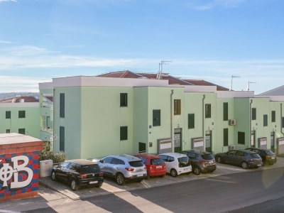 Apartment Two bedroom apartment with balcony and sea view Okrug Gornji, Čiovo A-22182-a - Outdoor photo 3