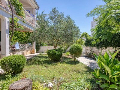 Apartment Two bedroom apartment with terrace Ražanj, Rogoznica A-21529-a - Outdoor photo 11