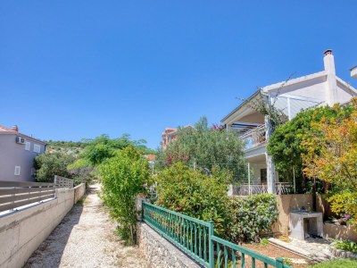 Apartment Two bedroom apartment with terrace Ražanj, Rogoznica A-21529-a - Outdoor photo 13