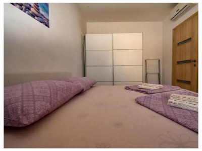 Apartment One bedroom apartment with balcony and sea view Supetarska Draga - Gornja, Rab A-22213-a - Outdoor photo 15