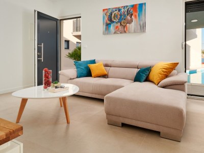 Villa Comfortable and spacious house with terrace and sea view Mali Rat, Omiš K-21548 - Outdoor photo 11