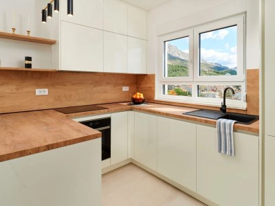 Villa Comfortable and spacious house with terrace and sea view Mali Rat, Omiš K-21548 - Outdoor photo 20