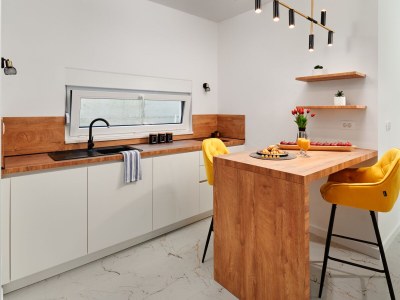 Villa Comfortable and spacious house with terrace and sea view Mali Rat, Omiš K-21548 - Outdoor photo 22