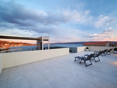 Villa Comfortable and spacious house with terrace and sea view Mali Rat, Omiš K-21548 - Outdoor photo 46